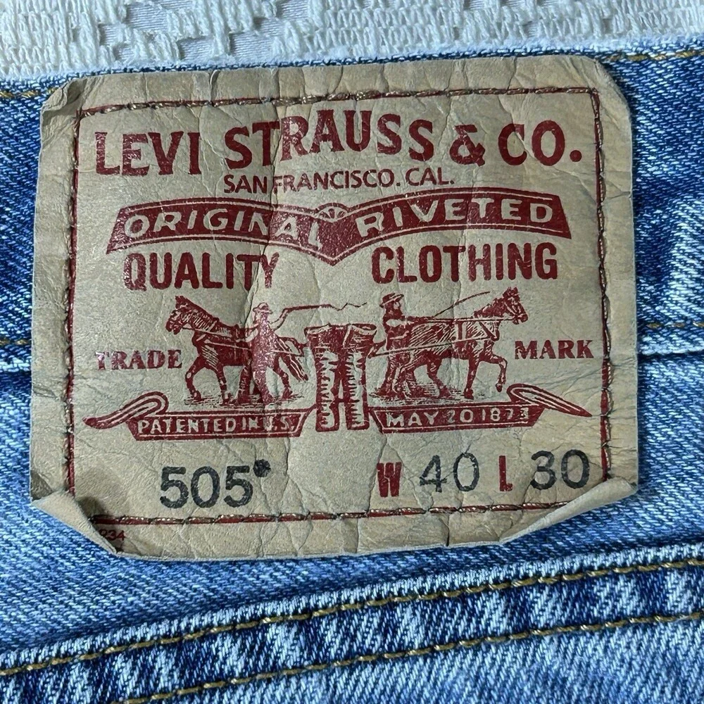 Levi's 505 Regular Fit Jeans Mens W40 L30 Light Wash Denim Blue